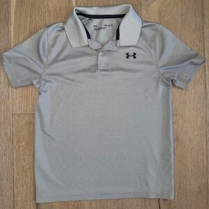 Youth Under Armour short sleeve loose fit mesh button collar t-shirt size medium